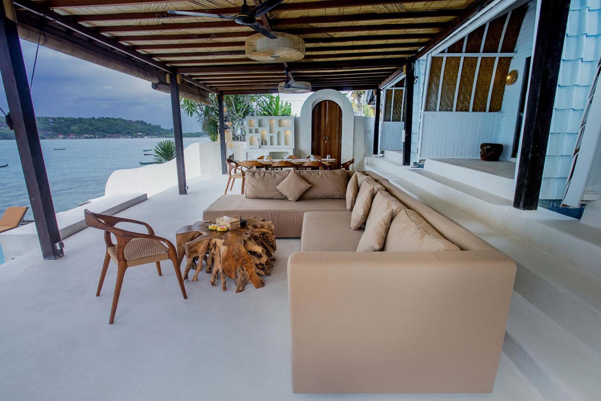 Aquavista Ceningan Hotel Nusa Lembongan  Exterior photo