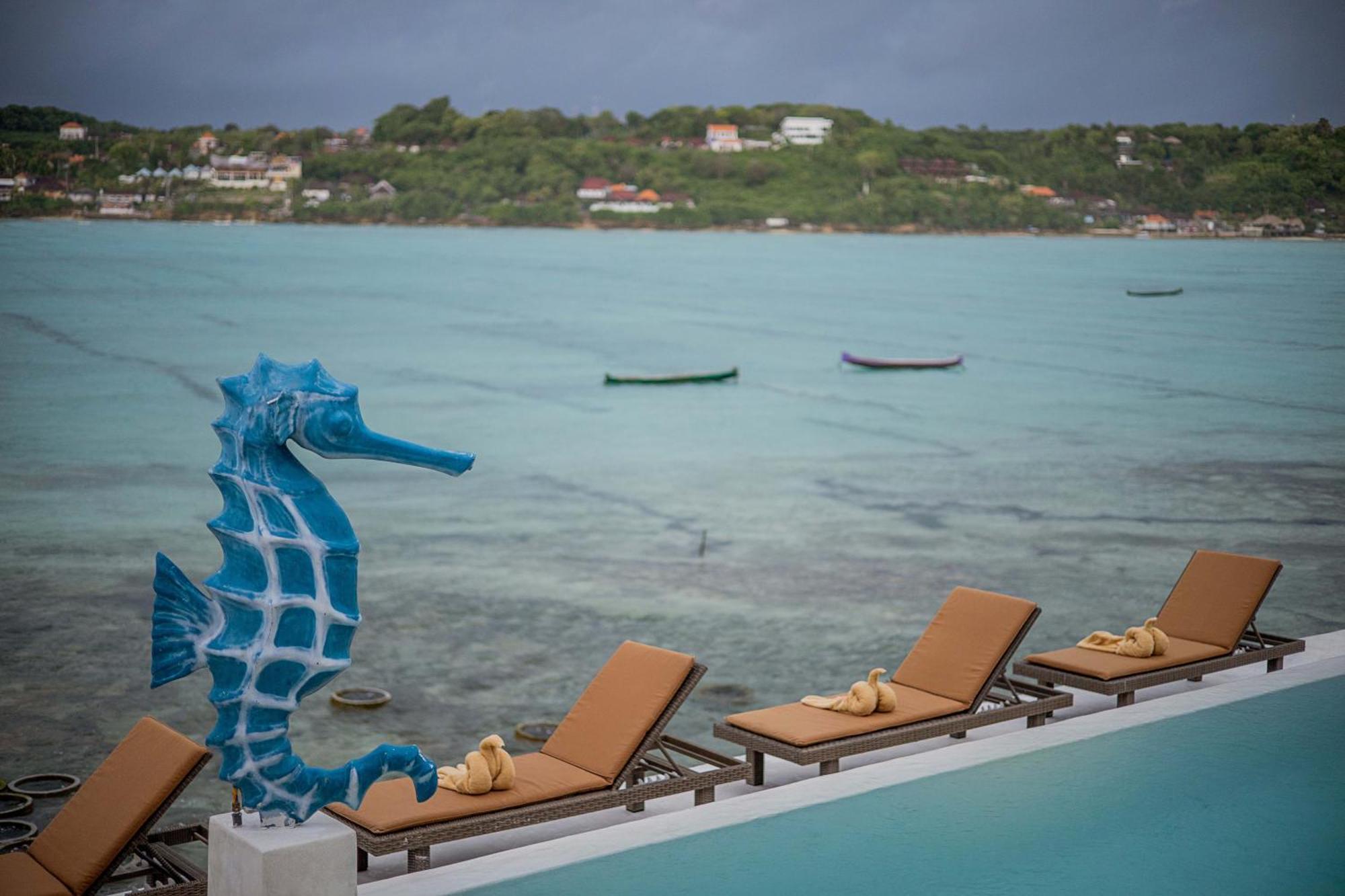 Aquavista Ceningan Hotel Nusa Lembongan  Exterior photo